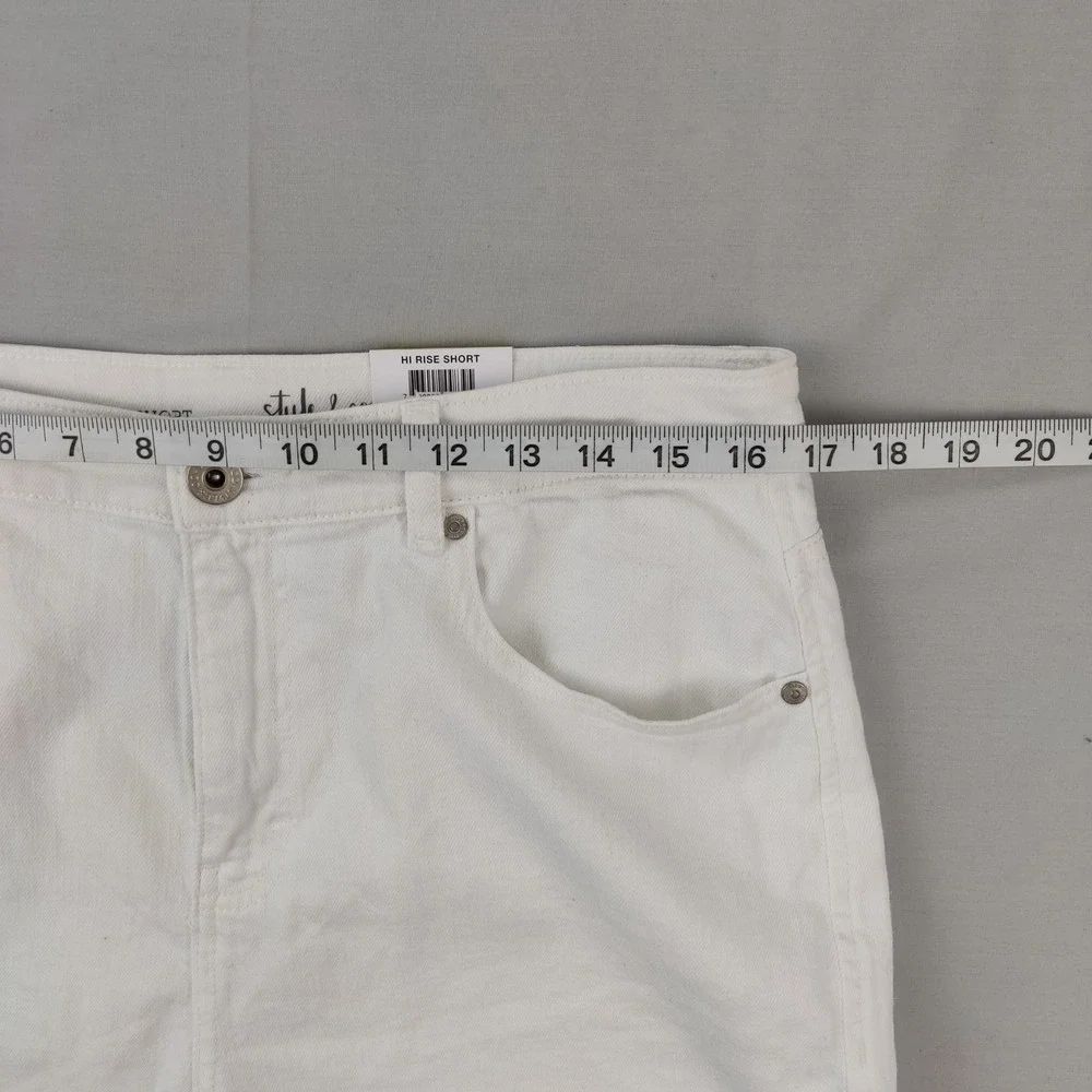 Style & Co Shorts Womens 14 White Hi Rise Short Bright White Raw Hem Denim New